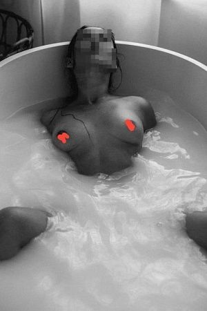 Амина — эротические фото