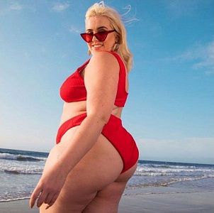 Девушка Алиса, фото и отзывы